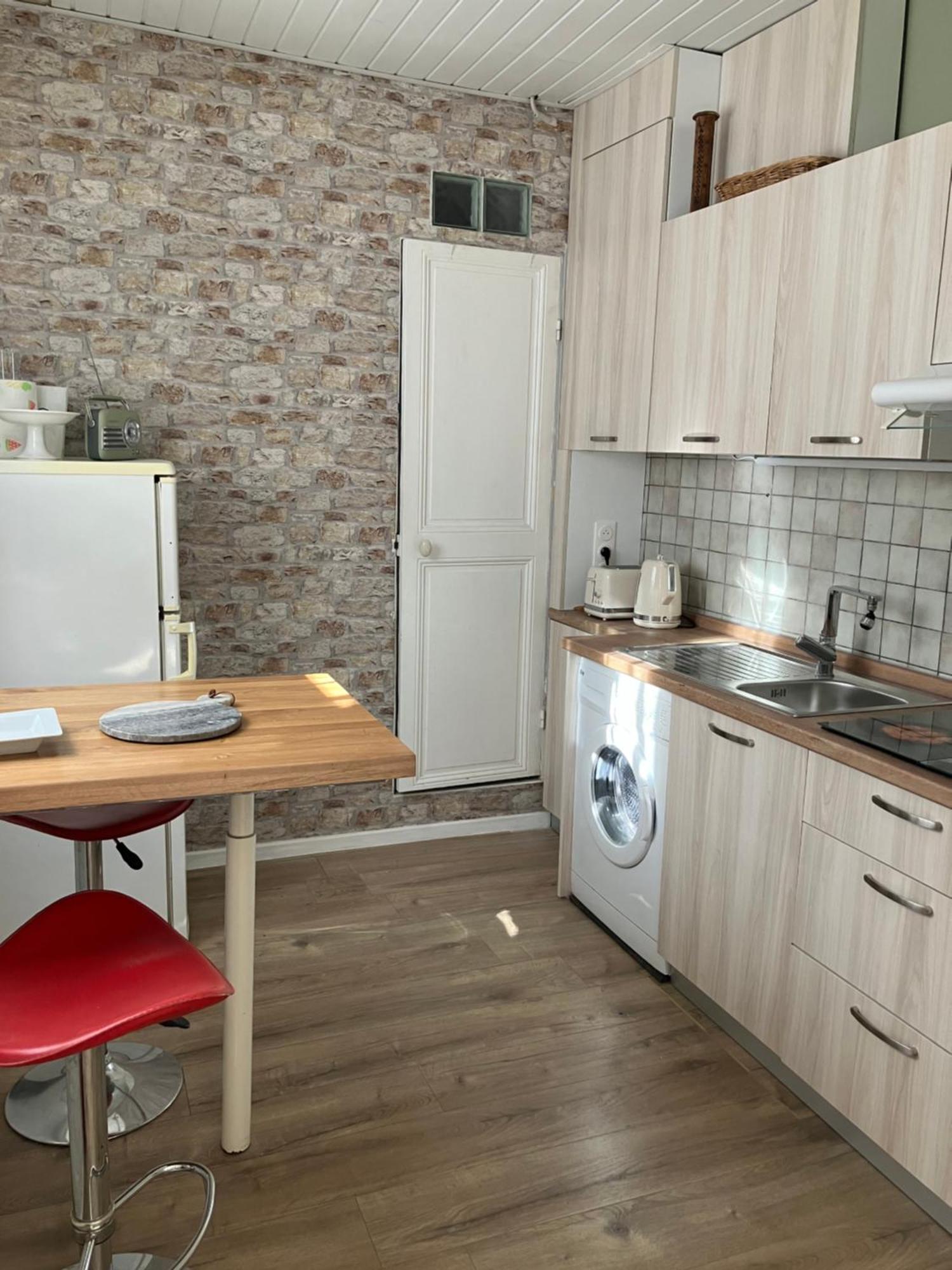 Appartement Central Des Terres Chaudes Proche Bord De Mer Menton Exterior photo